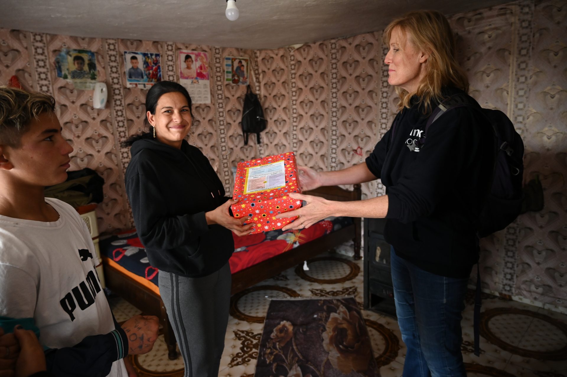 Shoebox Delivery Team – Link to Hope Shoebox Delivery Team - Link to Hope